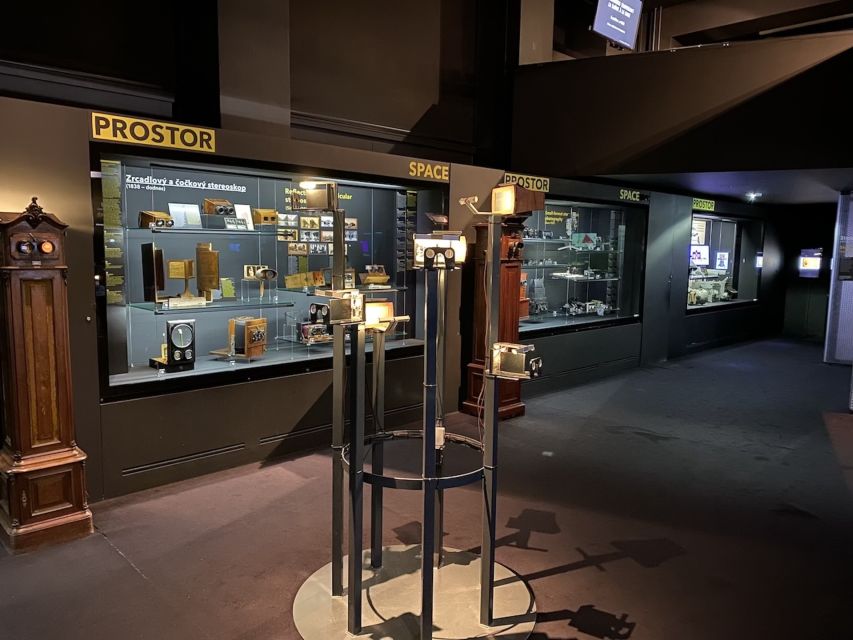 Prague: National Technical Museum Entry Ticket w/ Intro Tour - Why the 20-minute briefing helps, and where it falls short