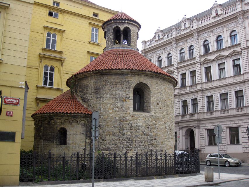 Prague: Old, New, and Jewish Towns Guided Walking Tour - Why this three-hour walk works as a Prague introduction