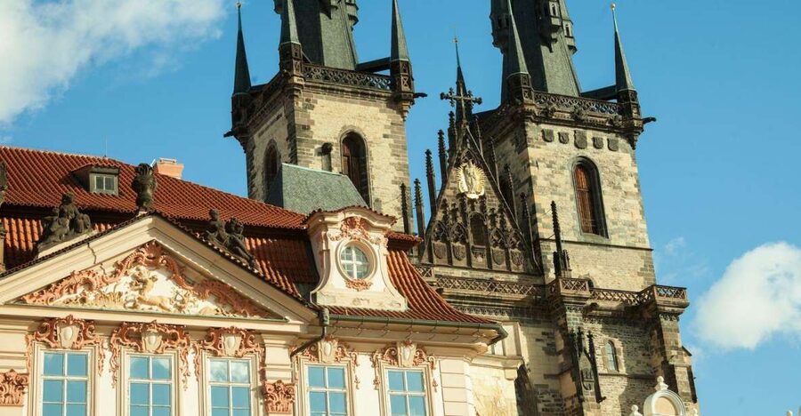 Prague: Old Town and Jewish Quarter Guided Tour in German - Ending on Charles Bridge