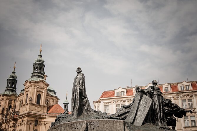 Prague Old Town and Jewish Quarter Walking Tour - The Old-New Synagogue and Spanish Synagogue
