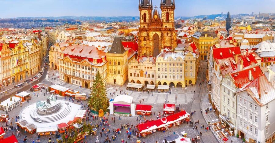 Prague: Old Town Highlights Private Guided Walking Tour - Key points at a glance