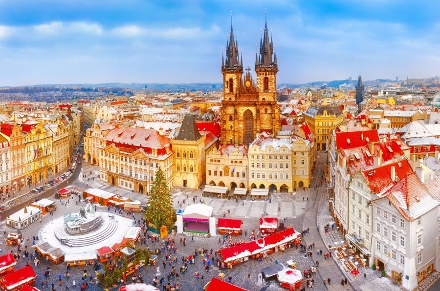 Prague: Old Town Highlights Private Guided Walking Tour - The 3-hour choice: add Týn Church and the coronation route