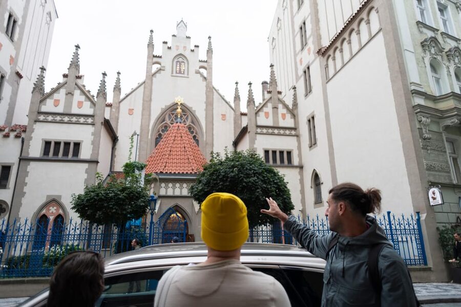 Prague: Old Town, Jewish Quarter & Astro Clock Walking Tour - Josefov, Prague’s former Jewish Quarter