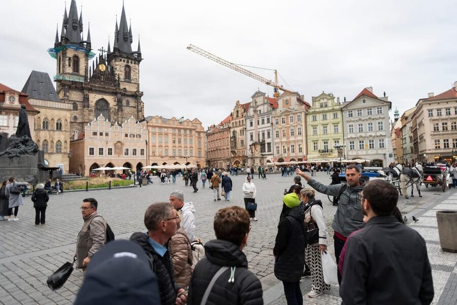 Prague: Old Town, Jewish Quarter & Astro Clock Walking Tour - Walking comfort and timing