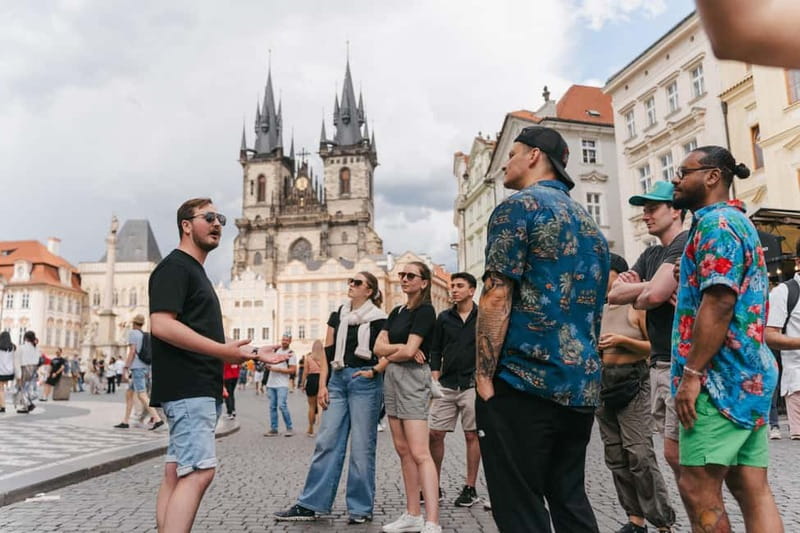 Prague: Old Town, Prague Castle & River Cruise Day Tour - Key points to know before booking