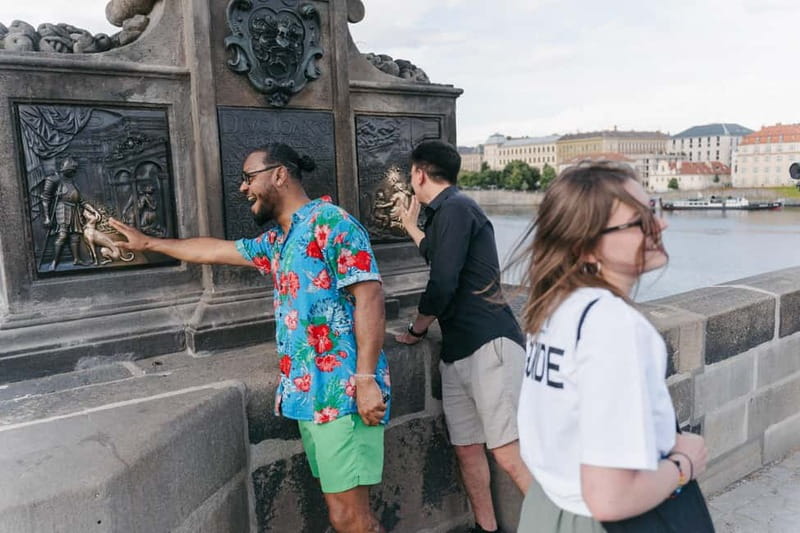 Prague: Old Town, Prague Castle & River Cruise Day Tour - Čertovka and the Prague Venice boat ride