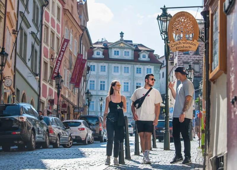 Prague: Old Town, Prague Castle & River Cruise Day Tour - Meeting near Charles Bridge in Malá Strana