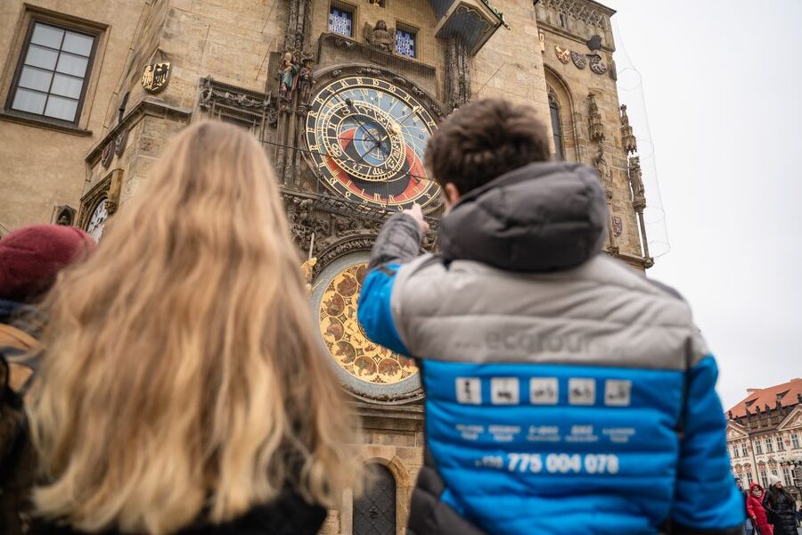 Prague: Old Town Private Walking Tour with Hotel Pickup - Týn Church and Old Town Square