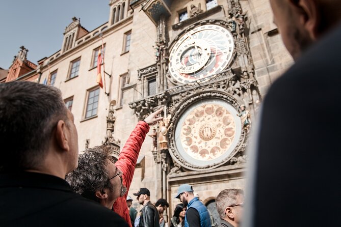 Prague Old Town, River Cruise and Prague Castle Sightseeing Tour Including Lunch - Czech lunch at Hostinec U Templáře