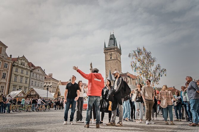 Prague Old Town, River Cruise and Prague Castle Sightseeing Tour Including Lunch - Klementinum and a 45-minute boat ride