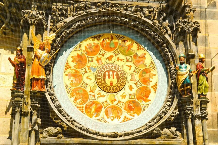 Prague: Old Town Square and Astronomical Clock Audio Guide - What the $5 price really buys you