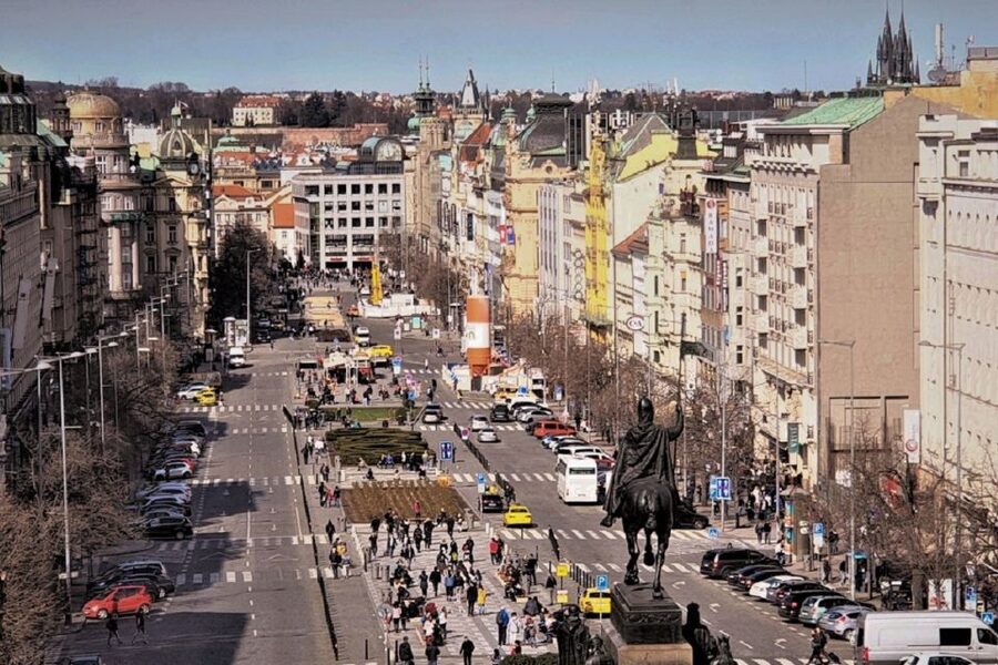 Prague: Old Town Tour & National Museum Skip-the-Line Ticket - Key points at a glance