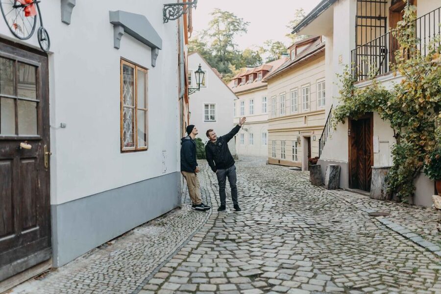 Prague: One Prague Tour with Local Food & Beer - Should you book One Prague Tour?