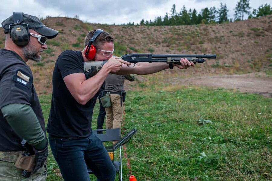 Prague: Outdoor Shooting Experience with up to 10 Guns - Who will get the most from this activity