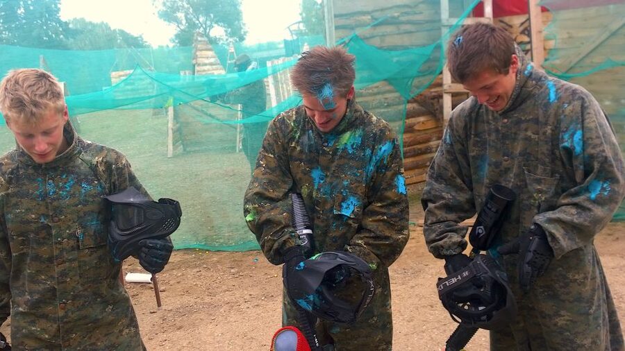 Prague: Paintballing Games - Why unlimited paintballs matter on the course