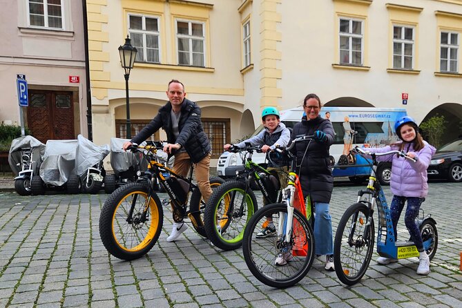 Prague Panoramic Views e-bike and e-Scooter guided Tour - Why this is a smart way to see Prague’s high points