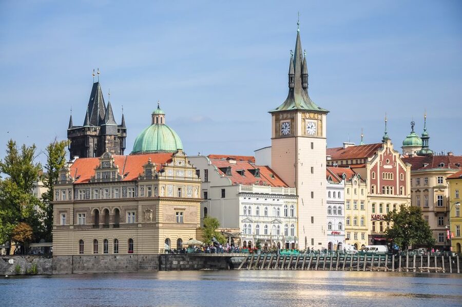 Prague: Panoramic Vltava River Cruise - Kampa Island and the return to Classic River