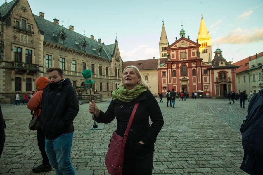 Prague: Prague Castle & Charles Bridge – guided tour in German - Golden Lane gives you a useful choice at the end