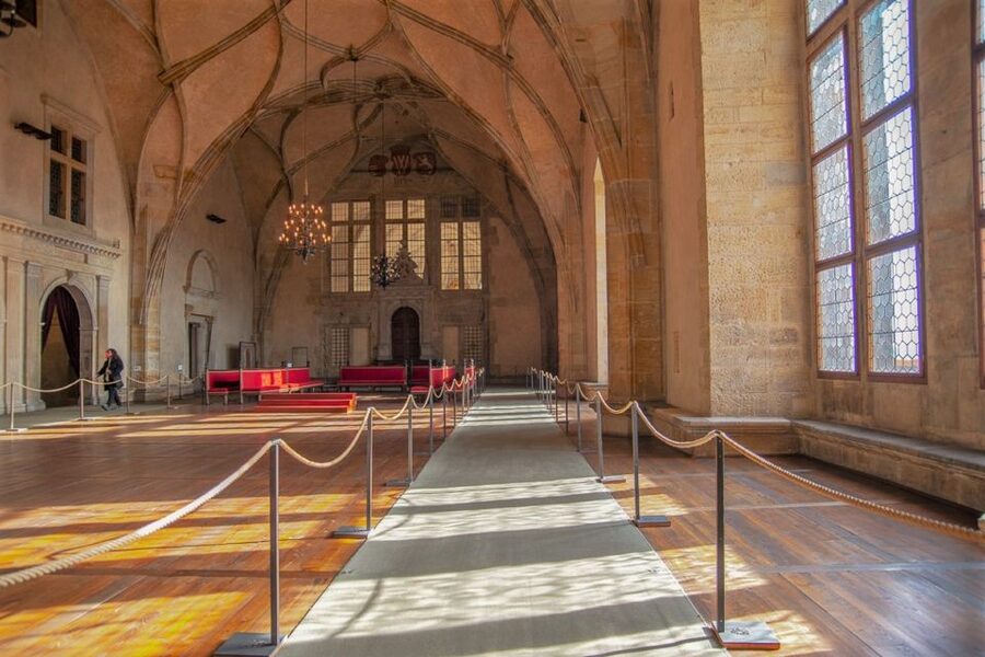 Prague: Prague Castle Complex Smartphone Audio Guide - What the $5 Prague Castle guide actually provides