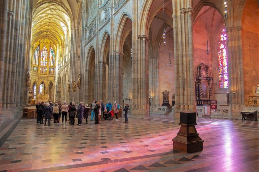 Prague: Prague Castle Complex Smartphone Audio Guide - How the audio and map work together