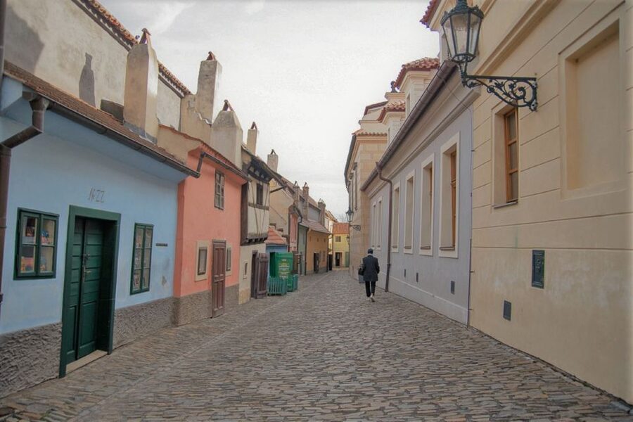 Prague: Prague Castle Complex Smartphone Audio Guide - Who will get the most from this experience?