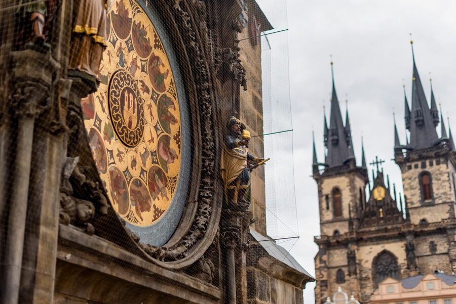 Prague: Prague Castle, Jewish Quarter, Clock Tower Admission - Collecting your tickets near Old Town Square
