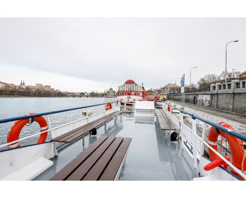 Prague: Private Beer Boat Cruise with Unlimited Beer - Who will enjoy this cruise most