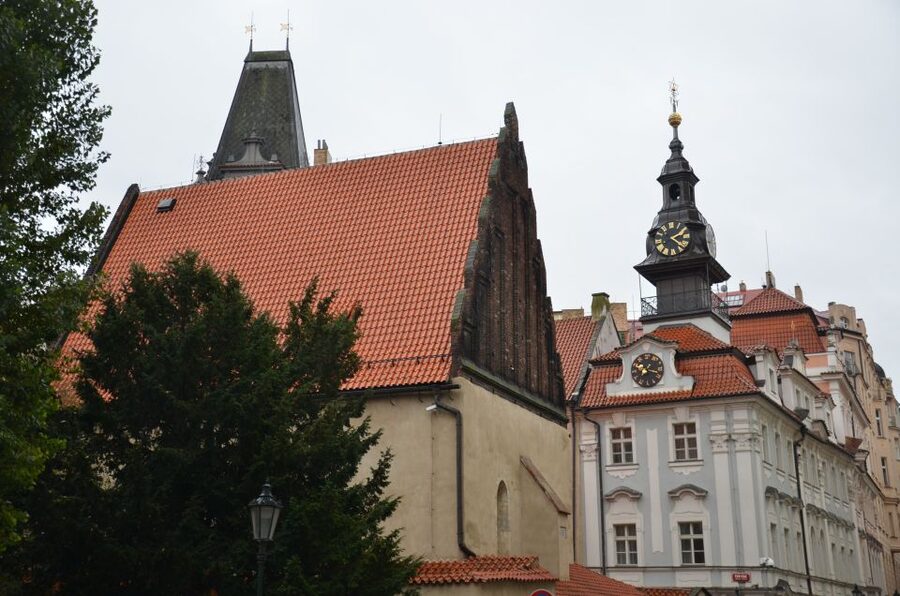 Prague: Private City Tour by Minivan - Prague Castle without the usual uphill effort