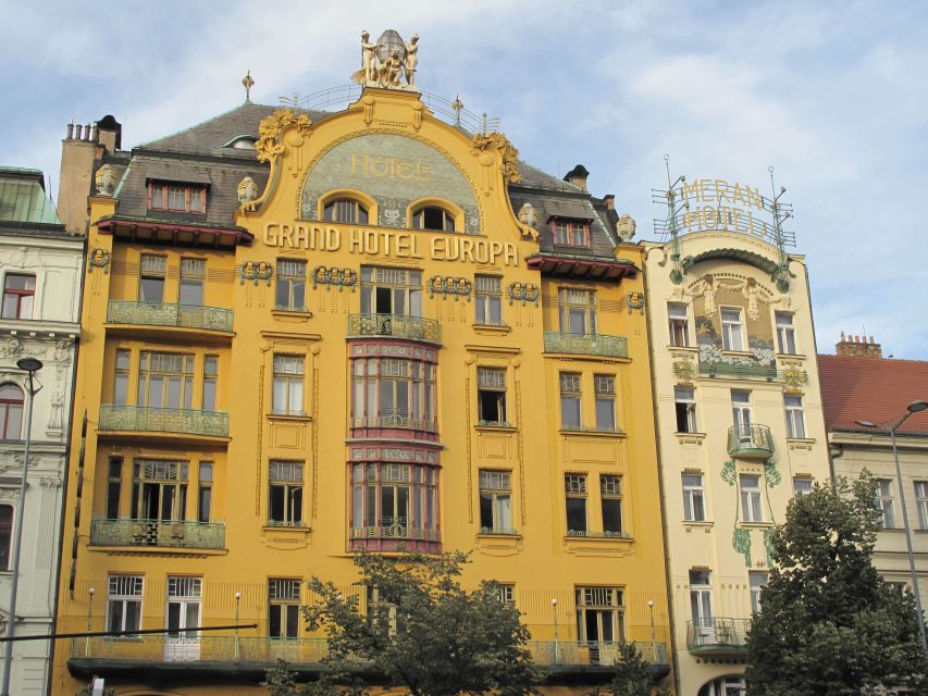 Prague: Private Cubism & Art Nouveau Walking Tour - Why Prague’s Cubist buildings deserve your attention