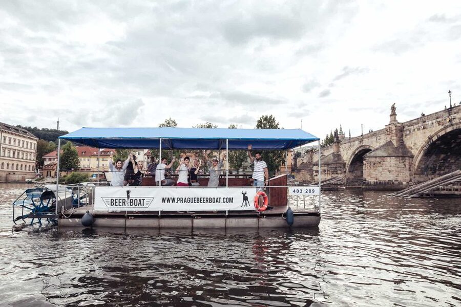 Prague: Private Cycle Boat River Tour with Beer or Prosecco - Key points to know before you book