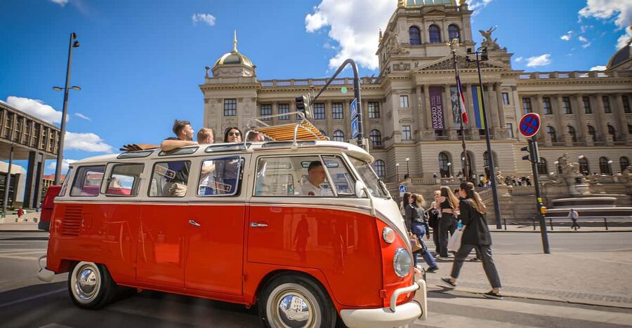 Prague: Private Sightseeing Tour in original VW Samba bus - Why the Samba changes the Prague sightseeing experience