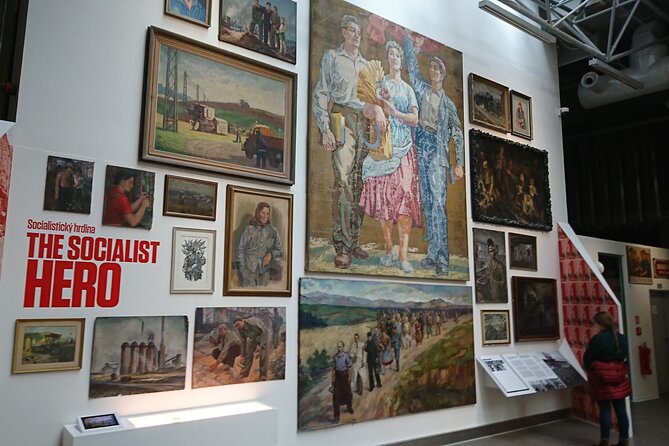Prague Private Tour and Museum of Communism with transfer - Price, walking, and the question of value