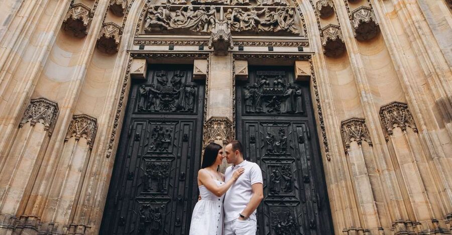 Prague: Professional Photoshoot at Prague Castle - Key points to know