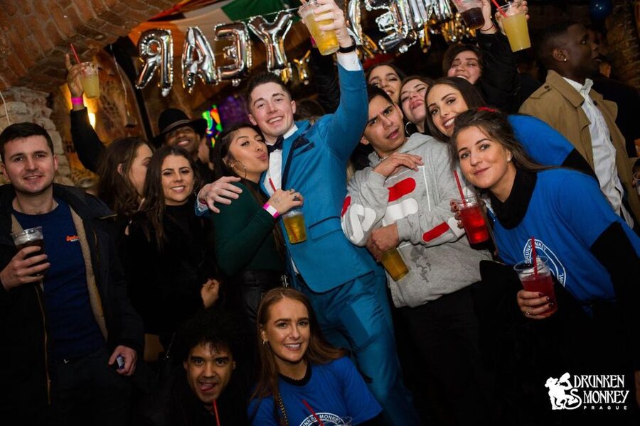 Prague: Pub Crawl with Open Bar and VIP Entry - Starting at Drunken Monkey in Prague Old Town
