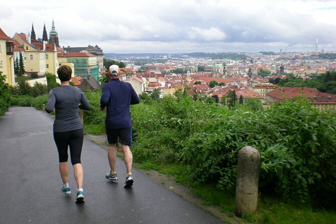 Prague Running Tour: City Highlights And Hidden Places - Reaching Staroměstské náměstí