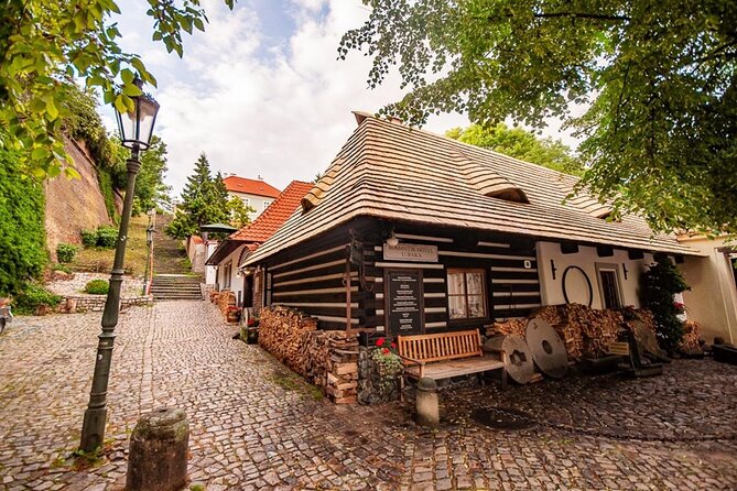 Prague's charming old places tour in Russian language - Old Town Square and the Astronomical Clock