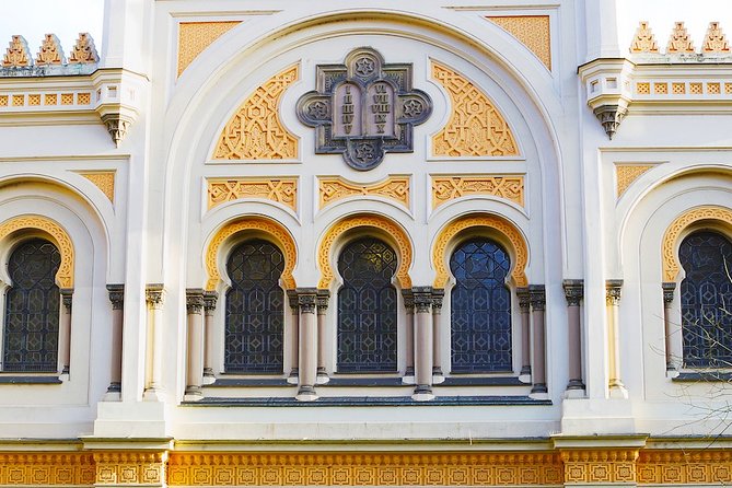 Prague's Jewish Quarter: A Self-Guided Audio Tour - Jewish Town Hall and Old-New Synagogue