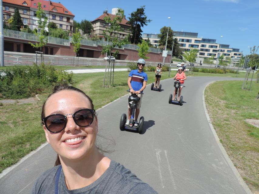 Prague: Segway Sightseeing Live-Guided Tour - What the guides add to the ride