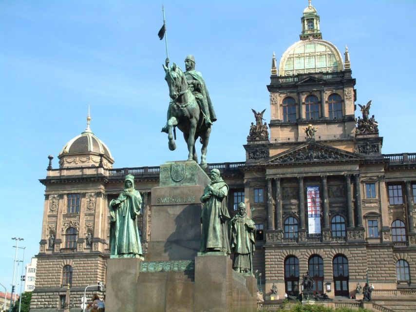 Prague Sightseeing Tour with Lunch - Why this six-hour route works for a first look at Prague