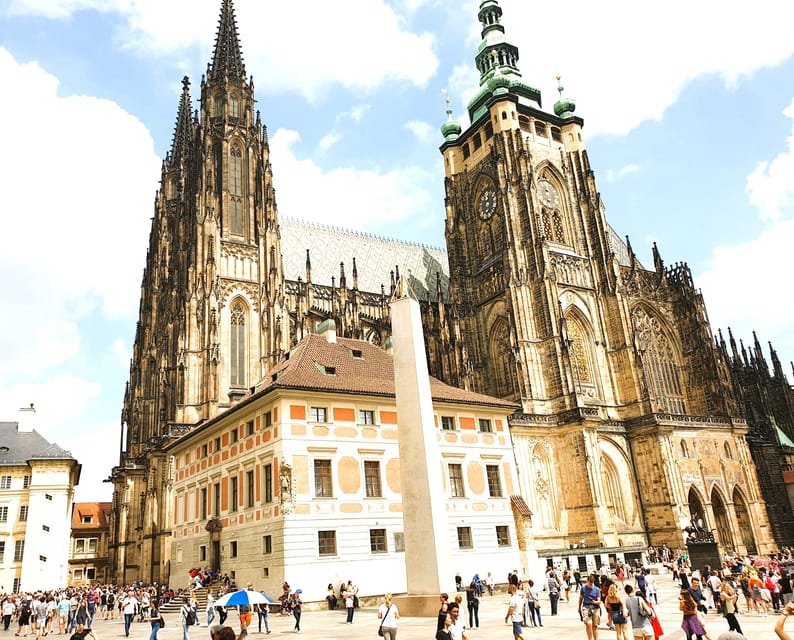 Prague: Skip-the-line Castle Ticket and Optional AudioGuide - Key points to know before you go