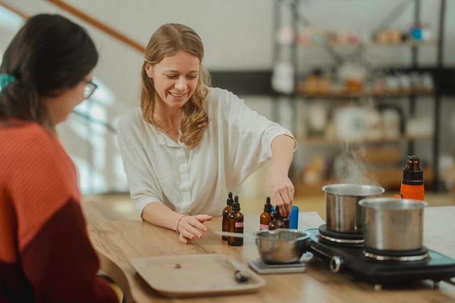 Prague: Soy Candle-Making Workshop - The guide and the relaxed pace