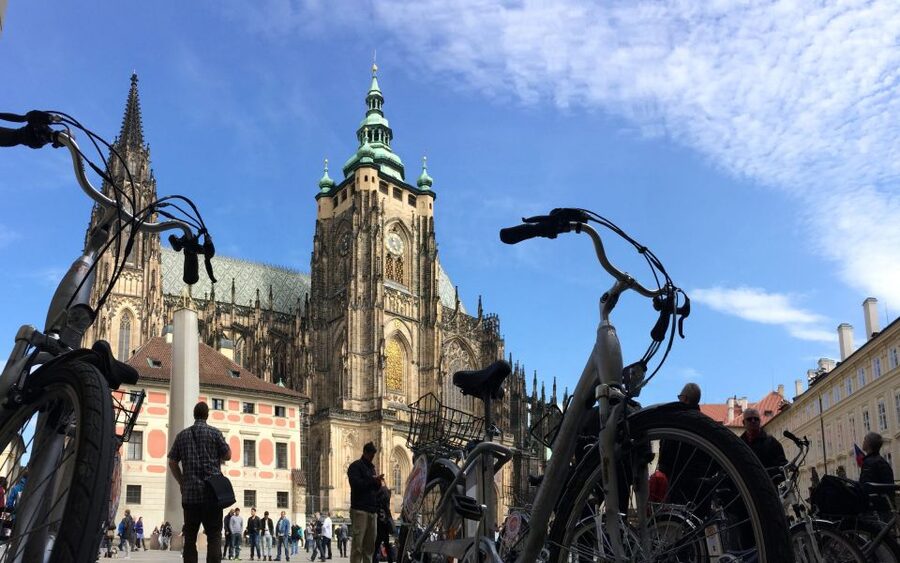Prague: Stunning Viewpoints, Castle, City & Park Bike Tour - Who will get the most from this ride