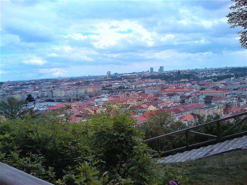 Prague: Tailored Sightseeing Tour in French - Why this private Prague walk works well