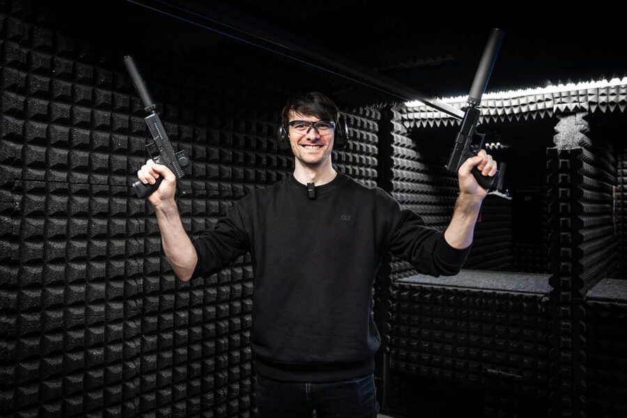 Prague: Target Gun Shooting Experience with Hotel Pickup - Why this Prague shooting experience gets your attention
