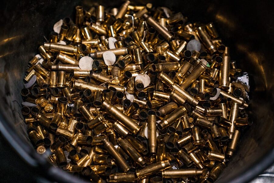 Prague: Target Gun Shooting Experience with Hotel Pickup - Choosing between 25, 50, and 80 shots