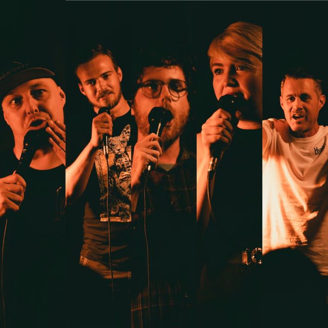 Prague: Thursday Night Stand Up Comedy In English - A Thursday night at Kontakt Bar