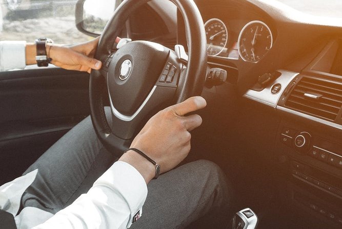 Prague to Munich - Private Transfer with 2 hours of Sightseeing - What the private vehicle changes