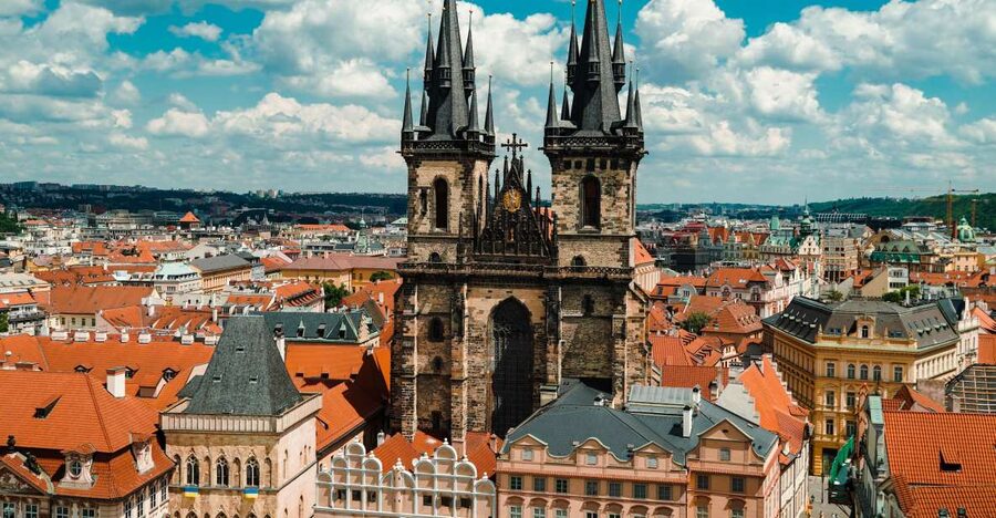 Prague: Top Sights and Historic Center Introduction Tour - Is $20 a fair price?
