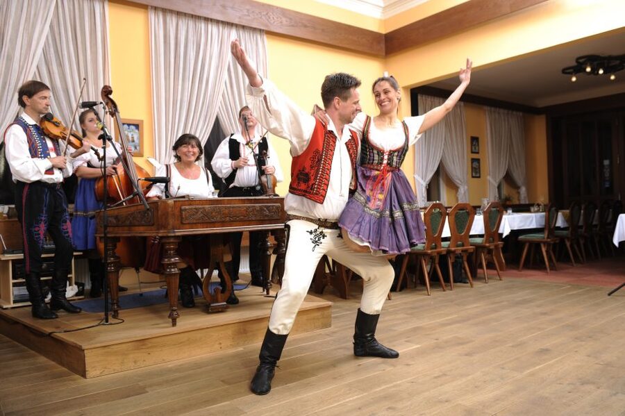 Prague: Traditional Folklore Evening with Dinner & Music - A Czech evening built around music, not sightseeing