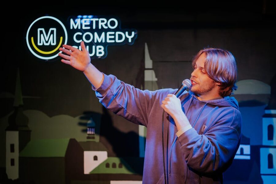 Prague: Tuesday Stand-Up Comedy in English - A Tuesday night near Charles Bridge